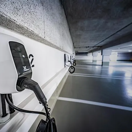 Loginn Stuttgart Zuffenhausen Otel 3*