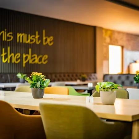 Loginn Zuffenhausen 3* 斯图加特