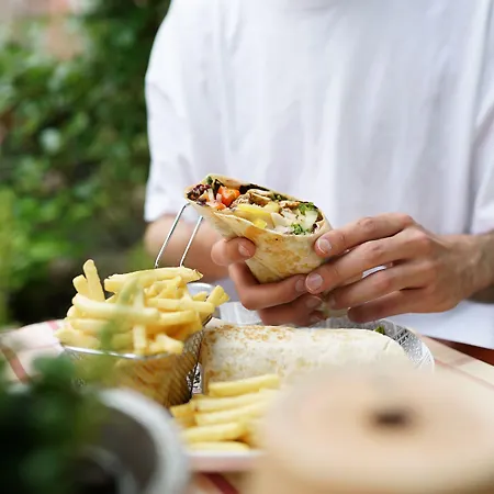 Loginn Zuffenhausen 酒店 3*