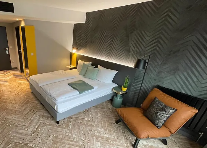 Loginn Zuffenhausen Stuttgart