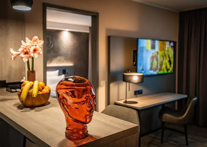 Loginn Zuffenhausen Hotel 3*