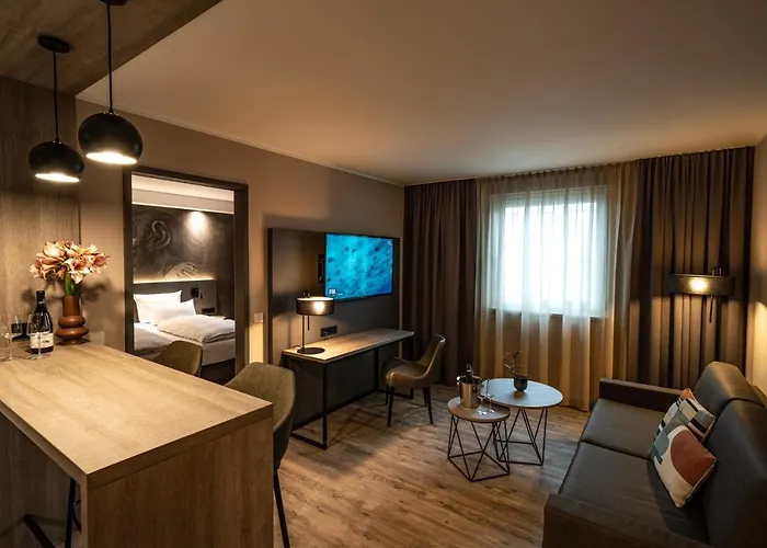 Loginn Zuffenhausen 3*