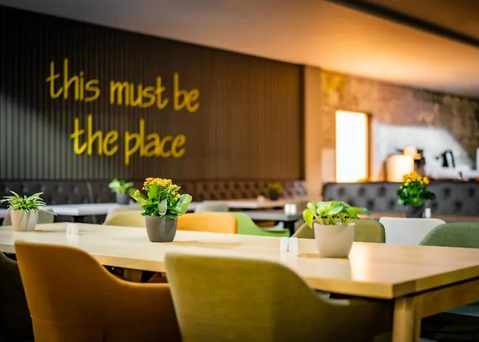 Loginn Zuffenhausen 3* Stuttgart