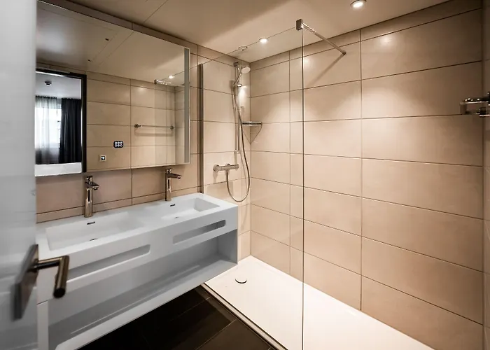 Hotel Loginn Zuffenhausen 3*